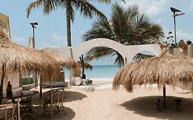 Memo's Beach